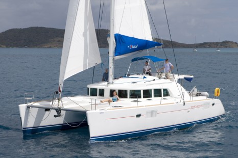 sunsail-lagoon-440-1